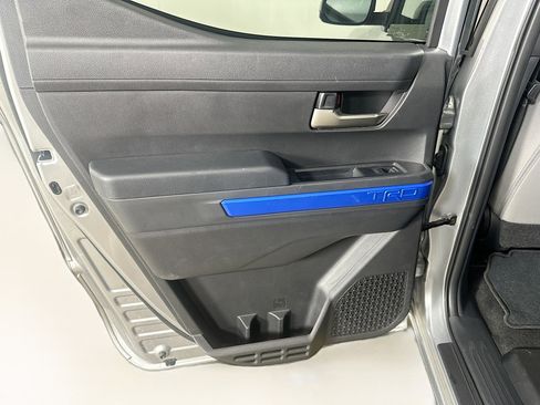 Used 2024 Toyota Tacoma TRD Off-Road AWD/4WD image 32