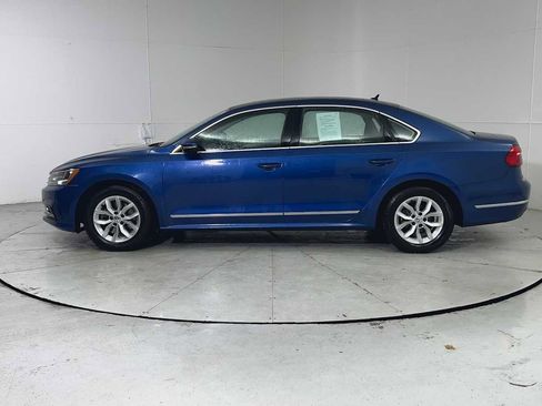 Used 2016 Volkswagen Passat 1.8T image 5