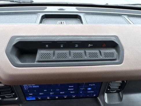 Used 2024 Ford Bronco Outer Banks w/ Sasquatch Package image 19