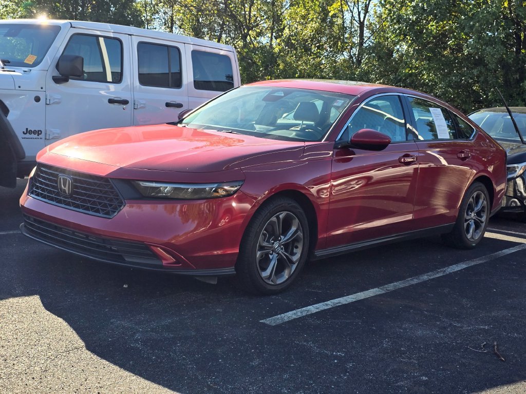 Used 2024 Honda Accord EX image 3