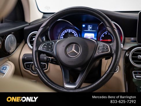 Used 2017 Mercedes-Benz GLC 300 4MATIC image 11