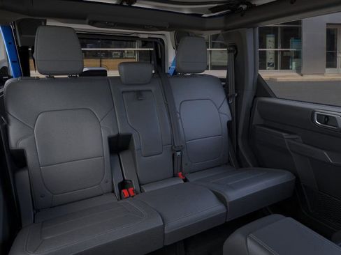 New 2025 Ford Bronco Badlands w/ Sasquatch Package image 12