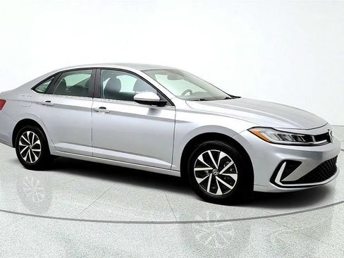 Used 2025 Volkswagen Jetta S FWD image 3