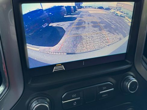 Used 2020 Chevrolet Silverado 1500 LT image 17