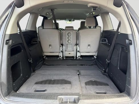 Used 2018 Honda Odyssey EX image 17