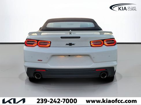 Used 2019 Chevrolet Camaro SS RWD image 4