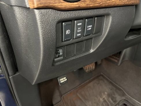 Used 2016 Nissan Titan Platinum Reserve image 17