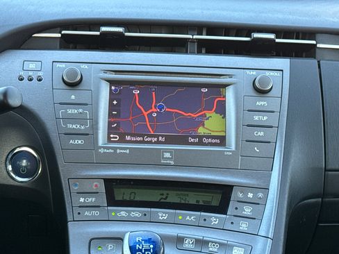 Used 2013 Toyota Prius Four image 23