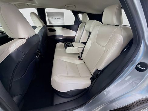 New 2026 Lexus RX 350h AWD/4WD image 17