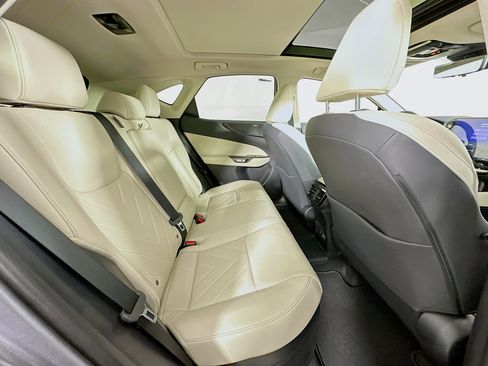 Used 2025 Lexus NX 450h+ AWD w/ Luxury Package image 31