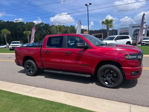 New 2026 RAM 1500 Express AWD/4WD image 3