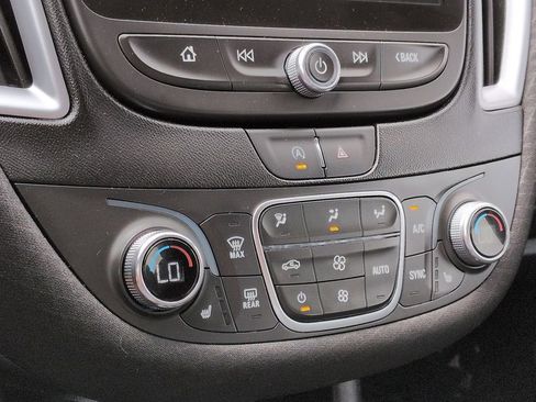 Used 2024 Chevrolet Malibu LT FWD image 27