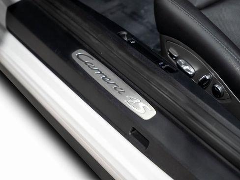 Used 2019 Porsche 911 Carrera 4S image 61