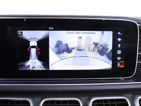 Used 2022 Mercedes-Benz GLS 450 4MATIC image 30