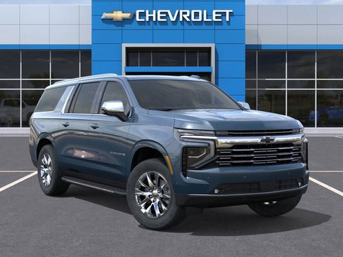 New 2026 Chevrolet Suburban Premier image 31