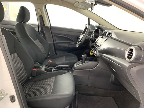 Used 2023 Nissan Versa S FWD image 39