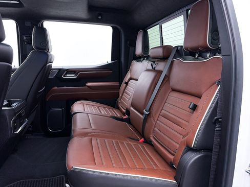 Used 2023 GMC Sierra 1500 Denali Ultimate image 41