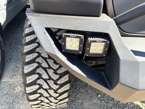 Used 2020 Jeep Wrangler Unlimited Sahara AWD/4WD image 3