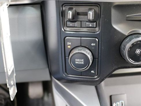 New 2026 Ford F450 XLT w/ 360-Degree Camera Package image 30