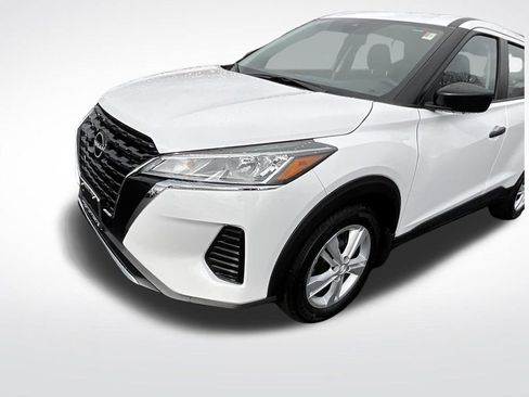 Certified 2025 Nissan Kicks Play S image 23