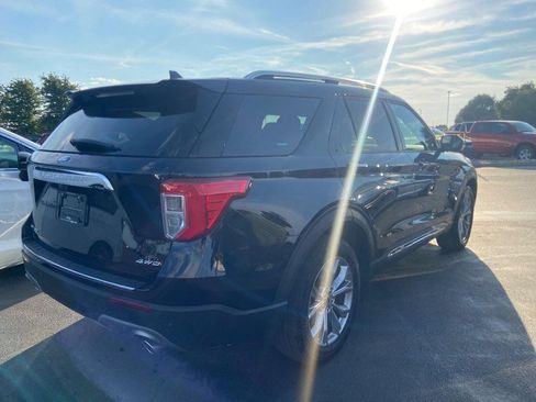 Used 2024 Ford Explorer Limited w/ Equipment Group 301A AWD/4WD image 5