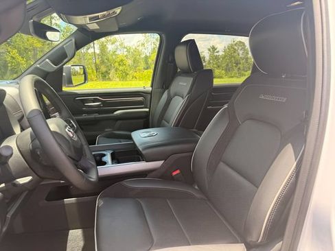 Used 2026 RAM 1500 Laramie AWD/4WD image 6