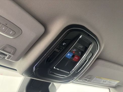 Certified 2023 Jeep Grand Cherokee Limited image 23