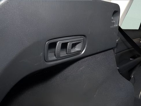 Used 2019 MAZDA CX-5 Touring FWD image 17