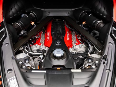 Used 2021 Ferrari SF90 Stradale AWD/4WD image 59
