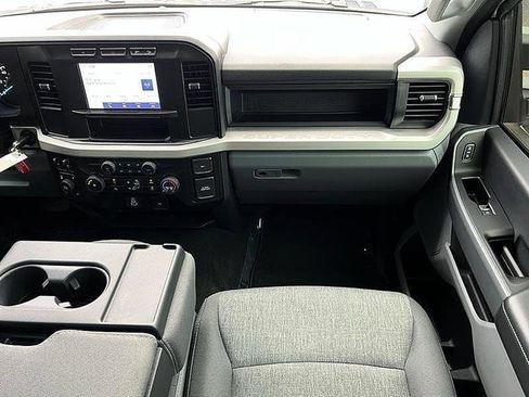 Used 2024 Ford F250 XL w/ STX Appearance Package AWD/4WD image 20