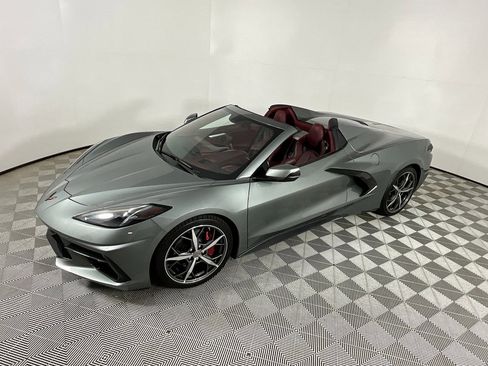 Used 2022 Chevrolet Corvette Stingray w/ Battery Protection Package image 8