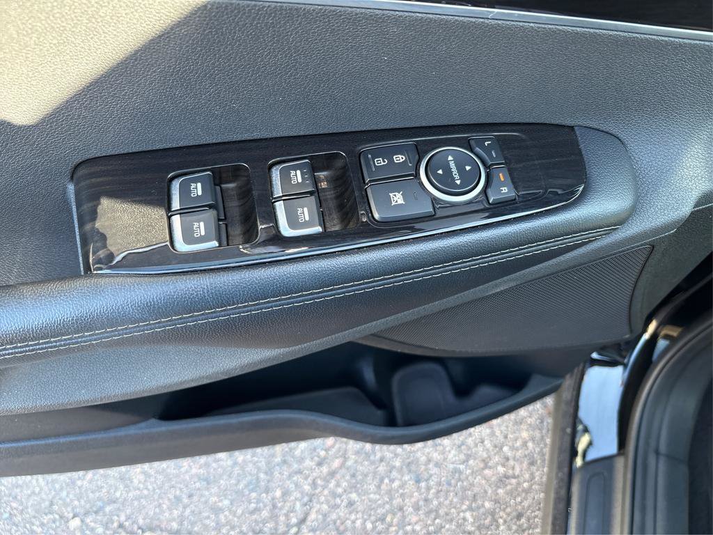 Used 2019 Kia Sorento EX FWD image 17
