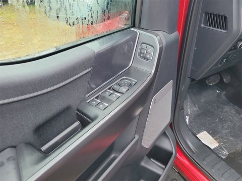 New 2025 Ford F150 Lariat w/ Equipment Group 501A Mid image 6