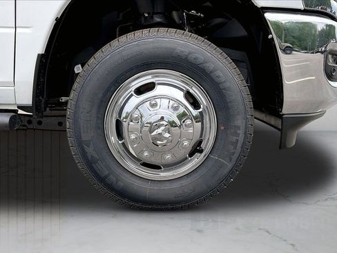 New 2026 RAM 3500 Tradesman AWD/4WD image 33