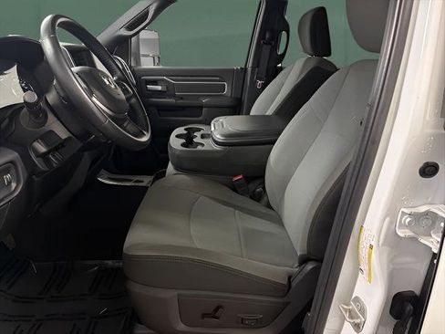 Used 2024 RAM 2500 Big Horn image 13
