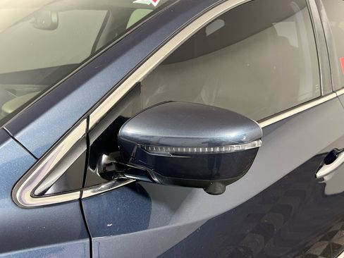 Used 2016 Nissan Murano SL w/ SL Technology Package FWD image 12
