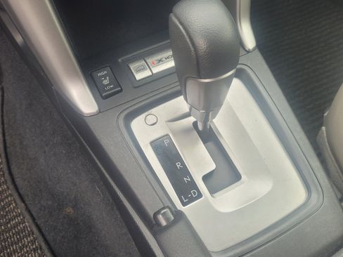 Used 2015 Subaru Forester 2.5i Limited image 22