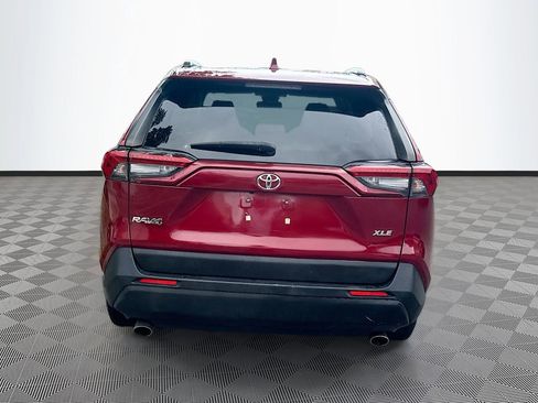 Used 2019 Toyota RAV4 XLE FWD image 7