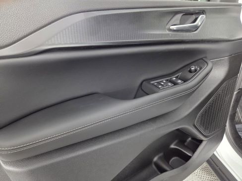 New 2025 Jeep Grand Cherokee Laredo w/ MOPAR Finishing Package image 26