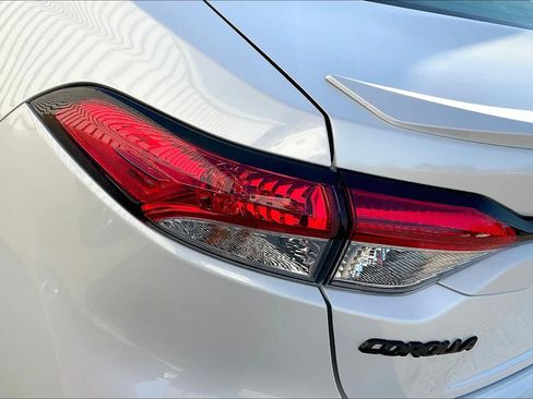 Used 2022 Toyota Corolla SE FWD image 27