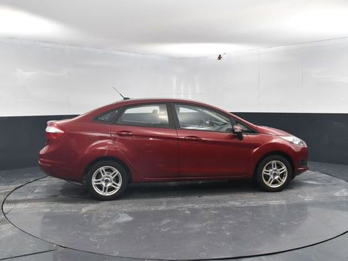 Used 2017 Ford Fiesta SE w/ Cold Weather Package image 11