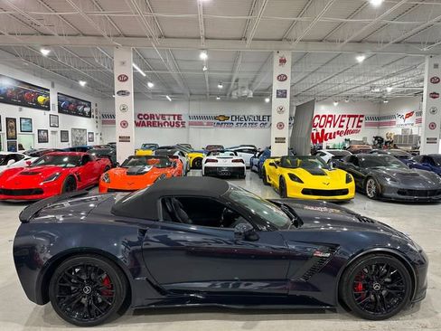 Used 2015 Chevrolet Corvette Z06 RWD image 5