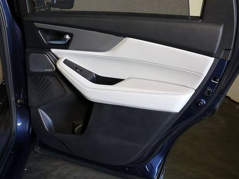 Certified 2026 Acura MDX SH-AWD w/ Technology Package image 33