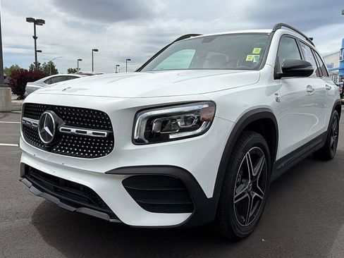 Used 2023 Mercedes-Benz GLB 250 4MATIC image 7