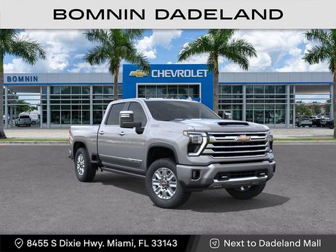 New 2026 Chevrolet Silverado 2500 High Country w/ High Country Premium Package AWD/4WD image 2