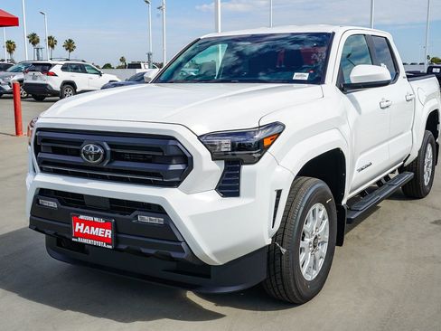 New 2026 Toyota Tacoma SR5 RWD image 3