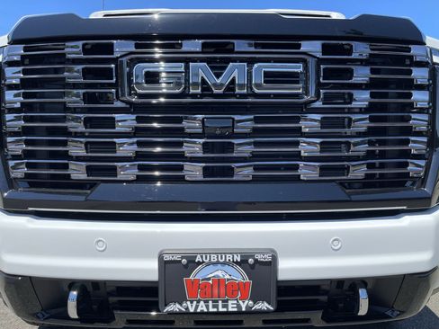 New 2025 GMC Sierra 3500 Denali Ultimate image 68