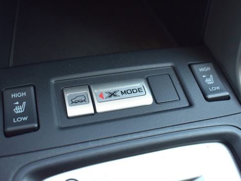 Used 2017 Subaru Forester 2.5i Premium image 24