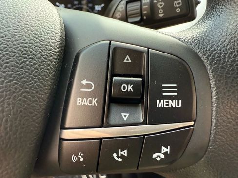 Used 2020 Ford Escape SE image 15