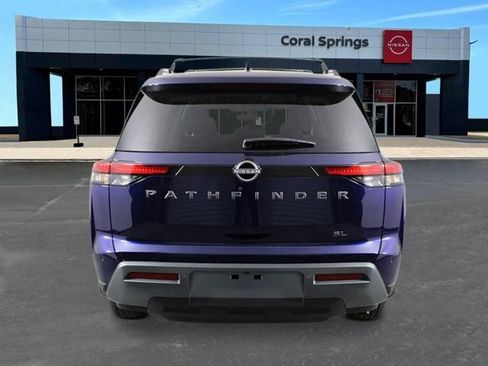 New 2026 Nissan Pathfinder SL FWD image 4